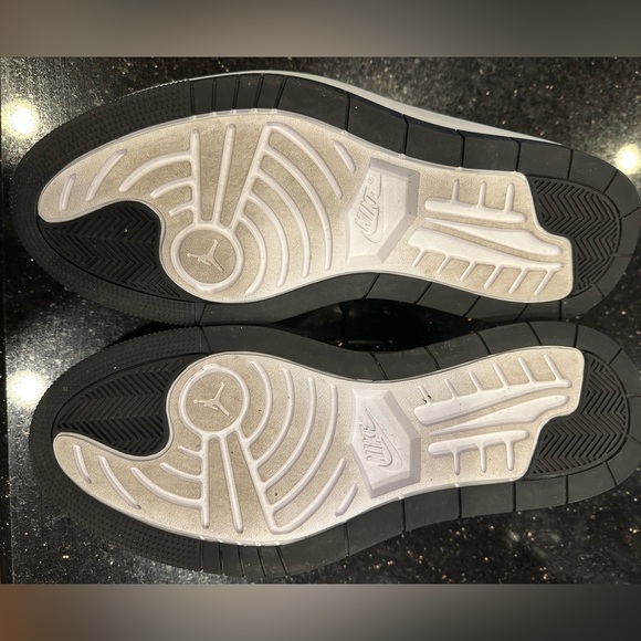 Nike Air Jordan 1 Elevate Low Silver Toe - Picture 4 of 6